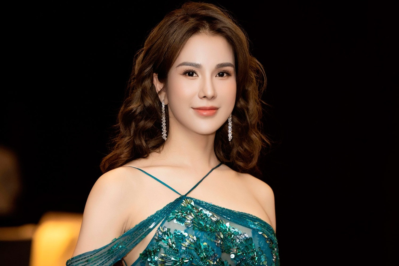 Diệp Lâm Anh: Thu nhập từ livestream bán hàng gấp 10-20 lần cát-sê sự kiện