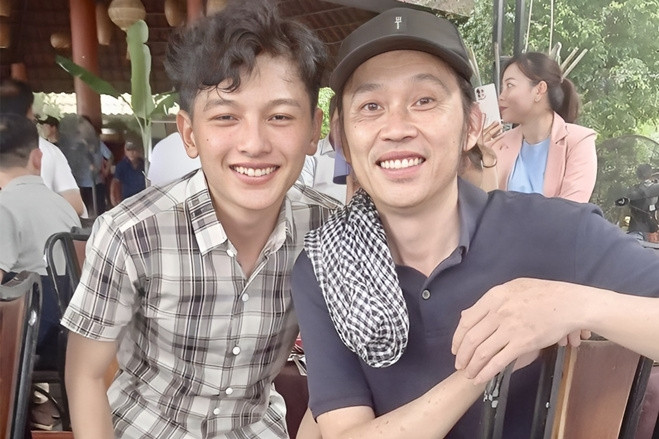 Minh Nhí, Thoại Mỹ thương xót nhạc sĩ Vũ Minh Hiếu 21 tuổi mất vì bệnh tim