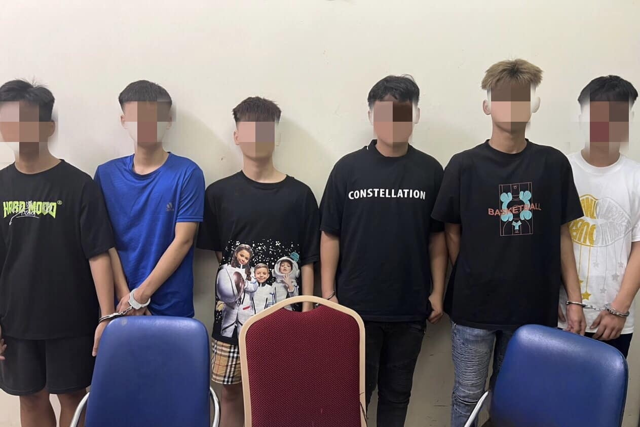 Tạm giữ 6 thanh thiếu niên liên quan đến vụ chém người ở Hà Nội