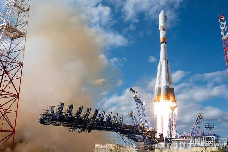 Video Nga phóng vệ tinh quân sự vào không gian