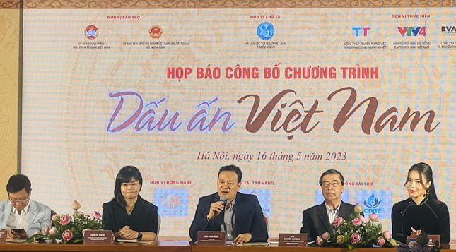 Chuỗi chương trình song ngữ Việt-Anh góp phần quảng bá 'Dấu ấn Việt Nam'