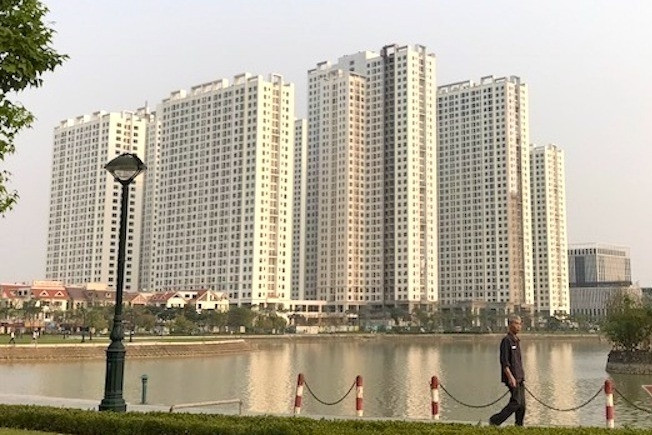 Hà Nội chuyển cao ốc 25 tầng khu nhà ở Thạch Bàn Lakeside thành thấp tầng