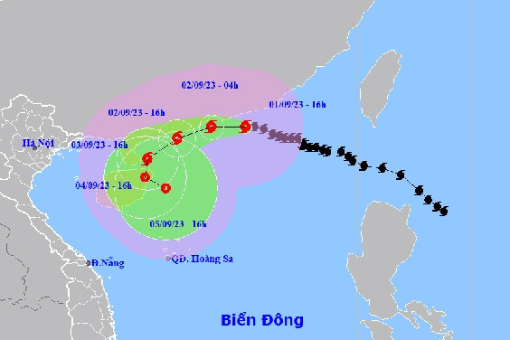 Bão số 3 Saola vẫn hoành hành dữ dội ở Biển Đông, di chuyển lạ thường