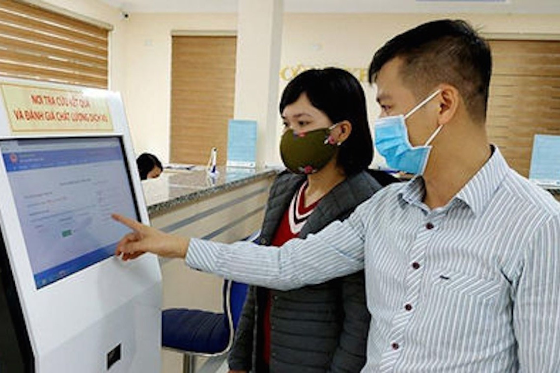 Cử tri kiến nghị đồng bộ dữ liệu giải quyết thủ tục hành chính và giao thông