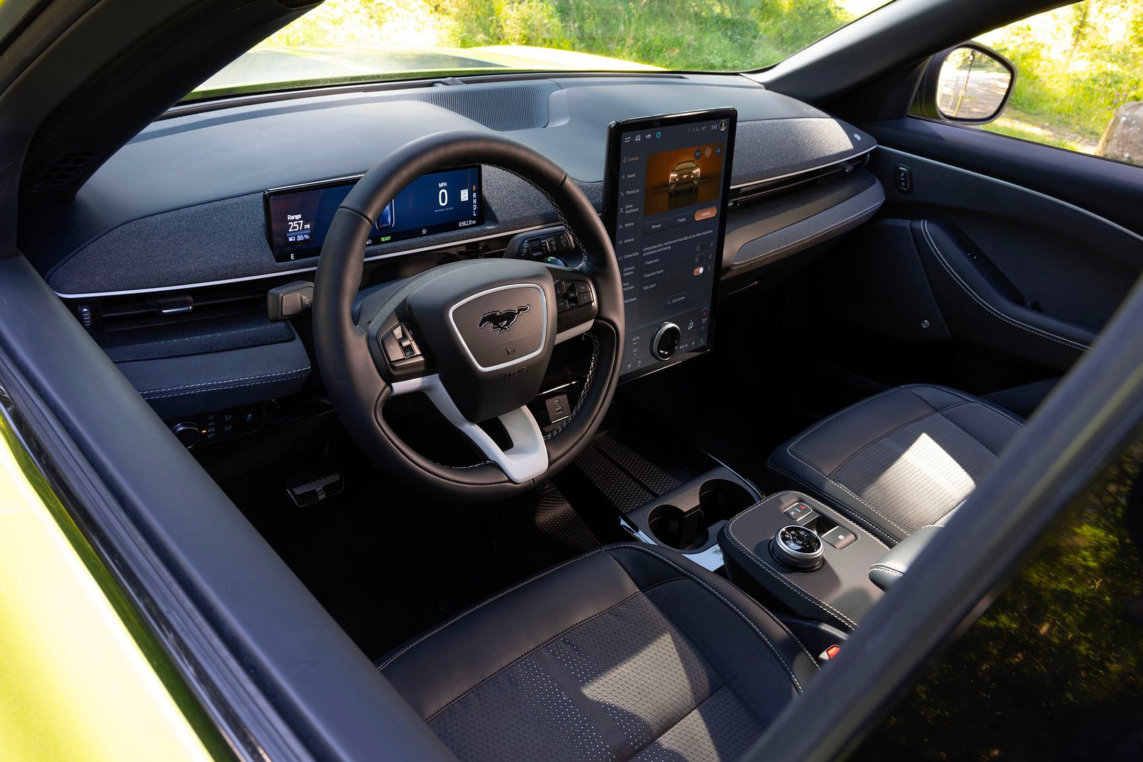 Xe điện Ford Mustang Mach-E có thêm phiên bản địa hình