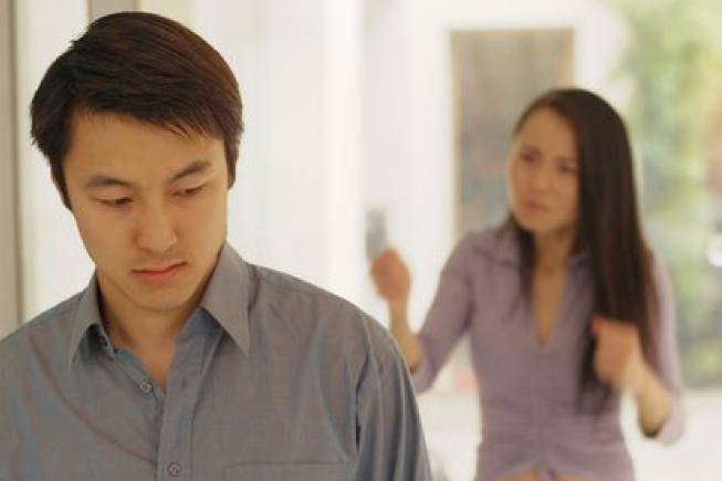 Chồng tôi ấm ức vì bố mẹ chia tài sản không công bằng