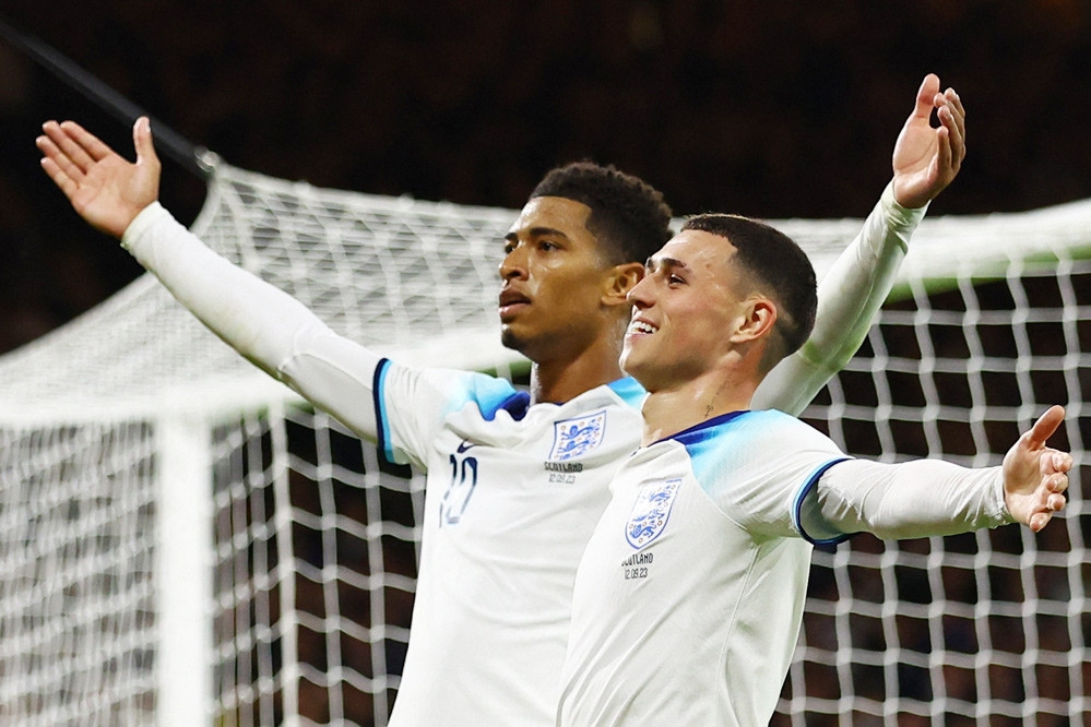 Maguire đốt lưới nhà, tuyển Anh vẫn đánh bại Scotland