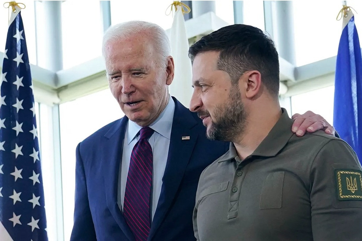 Nhà Trắng xác nhận chi hơn 100 tỷ USD để giúp Ukraine