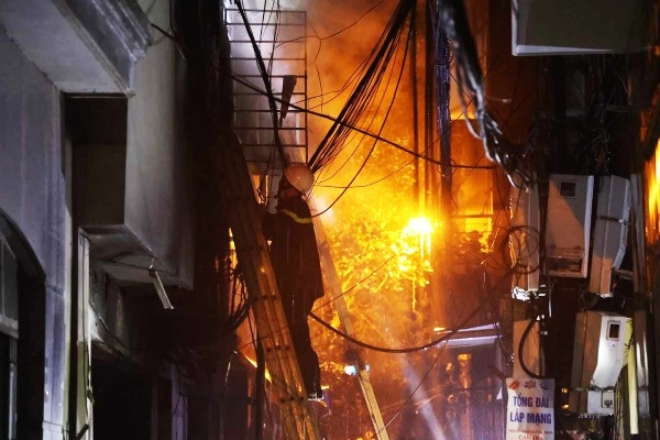 Sau vụ cháy chung cư mini ở Hà Nội, Cảnh sát PCCC ra khuyến cáo khẩn