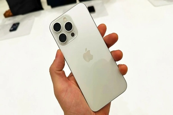 Vì sao chọn iPhone 15 Pro để 