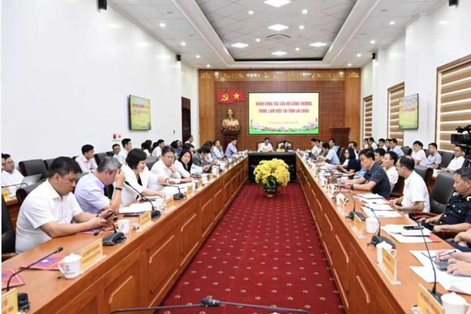Bàn giải pháp giải pháp thúc đẩy các ngành công nghiệp chủ lực trên địa bàn tỉnh Lai Châu