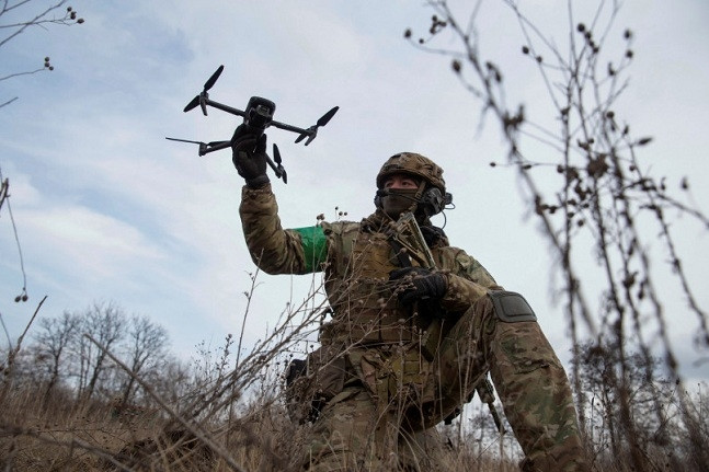 Nga tiêu diệt 11 UAV tấn công Crưm, giao tranh bùng nổ ở miền đông Ukraine