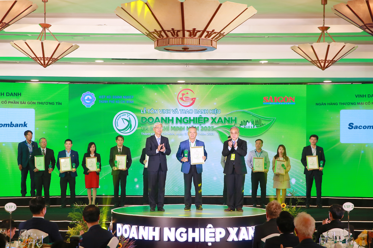 Sacombank nhận giải thưởng Doanh nghiệp xanh TP.HCM năm 2023