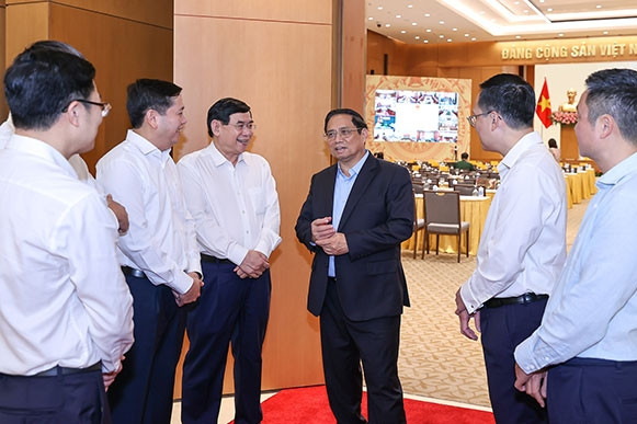 Thủ tướng: Cần đặt mình vào địa vị doanh nghiệp để giải quyết khó khăn