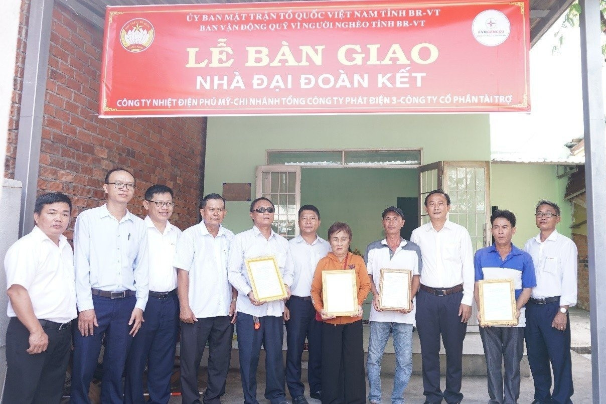 Nhiệt điện Phú Mỹ trao 5 căn nhà đại đoàn kết cho hộ nghèo Bà Rịa - Vũng Tàu
