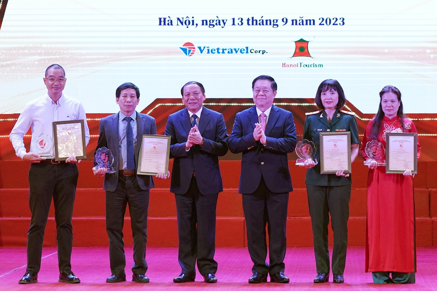 Trao 94 giải Báo chí vì sự nghiệp văn hoá, thể thao, du lịch
