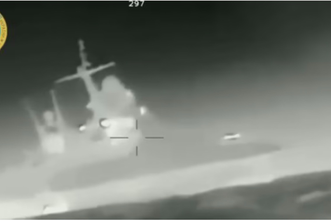 Ukraine tấn công tàu tuần tra Nga, mở chiến dịch đặc biệt gần Yevpatoria