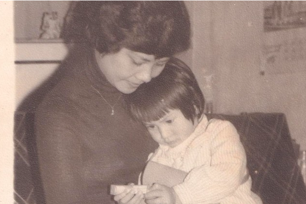 Con gái ôn lại kỷ niệm với nghệ sĩ sáo Hồng Nhung - vợ cũ của nhạc sĩ Phú Quang