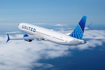 Máy bay Boeing 777 đột ngột lao xuống hơn 8.000 mét do mất áp suất