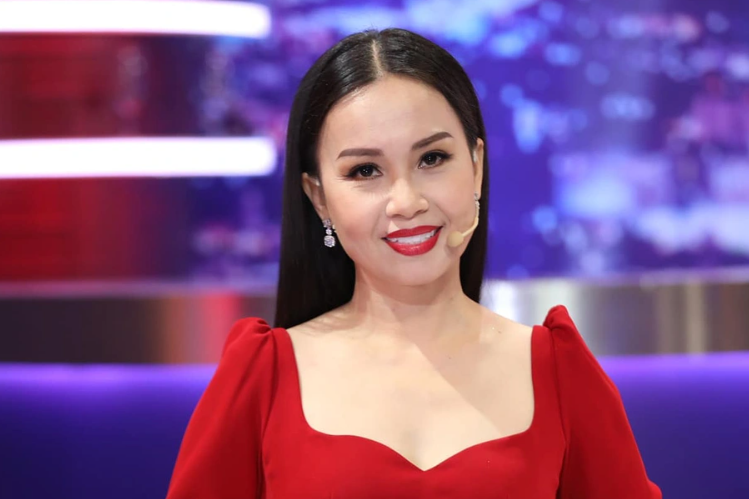 Cẩm Ly: 'Nữ hoàng dân ca' một thời, nhan sắc tuổi 53 gây chú ý