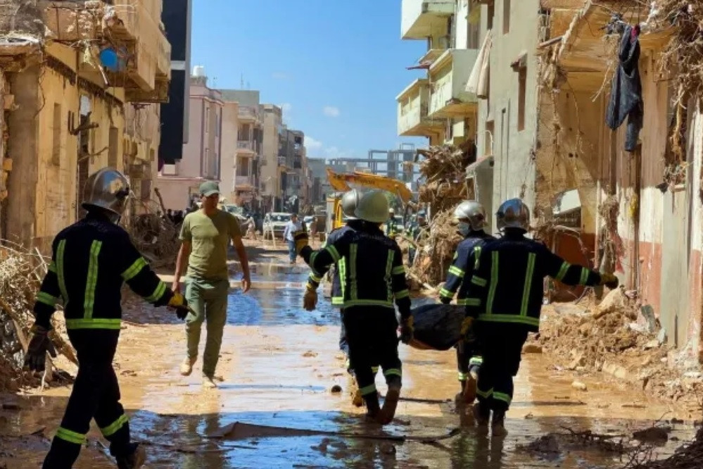 Giây phút đối mặt dòng lũ của người dân Libya sống sót sau thảm họa vỡ đập