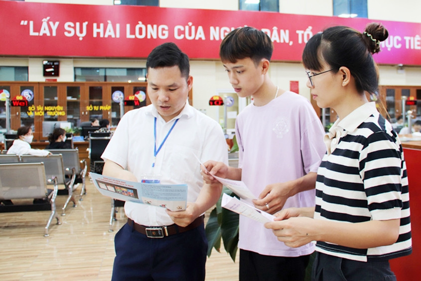Bắc Giang đẩy mạnh thực hiện thủ tục hành chính trên môi trường điện tử