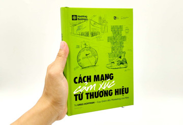 ‘Cách mạng cảm xúc từ thương hiệu’ và chiến lược truyền thông đình đám