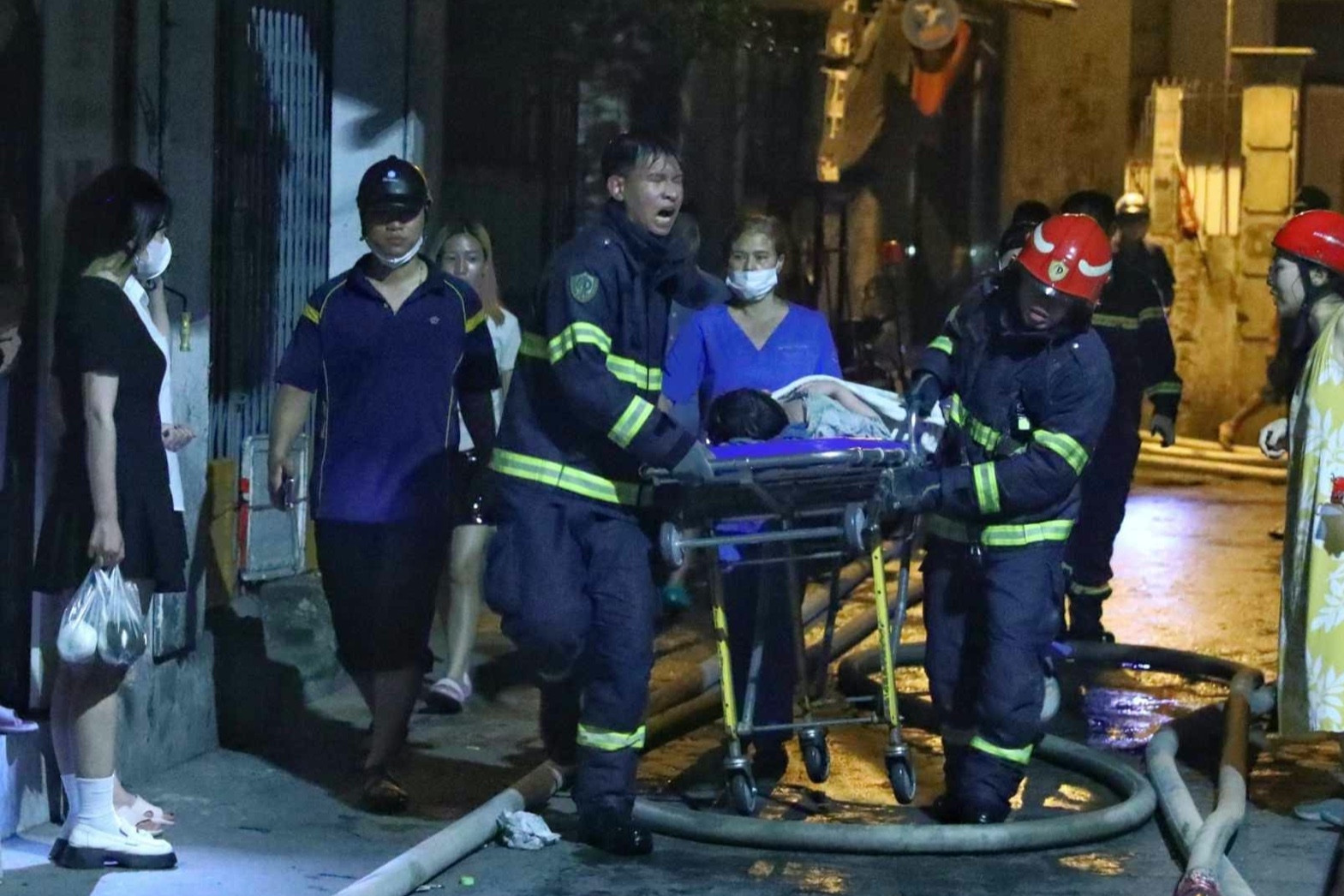 Chi trả chế độ cho thân nhân lao động thiệt mạng vụ cháy chung cư mini ở Hà Nội