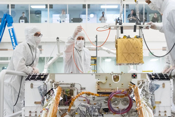 Cỗ máy 'thần kỳ’ bé bằng lò vi sóng có thể tạo oxy trên sao Hỏa