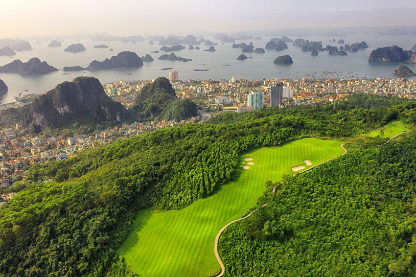 four vietnamese representatives among 11 best golf resorts in asia picture 1
