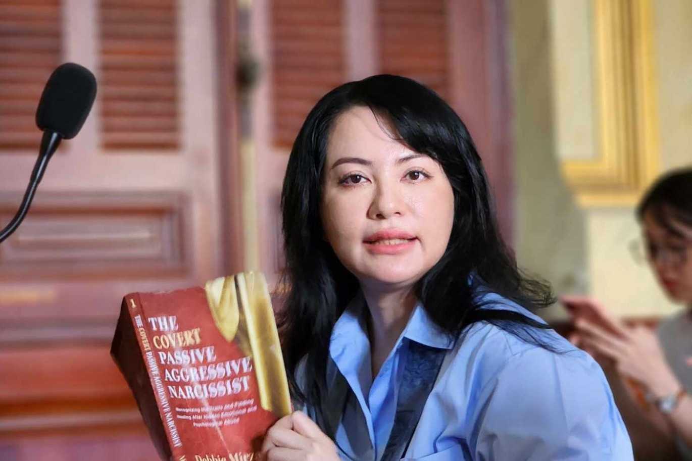 Đại gia Đức An xót xa khi 2 con gái sống thiếu thốn