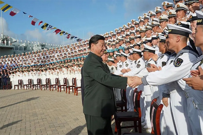 Hải quân Trung Quốc tuyển dụng thạc sĩ làm phi công lái máy bay chiến đấu