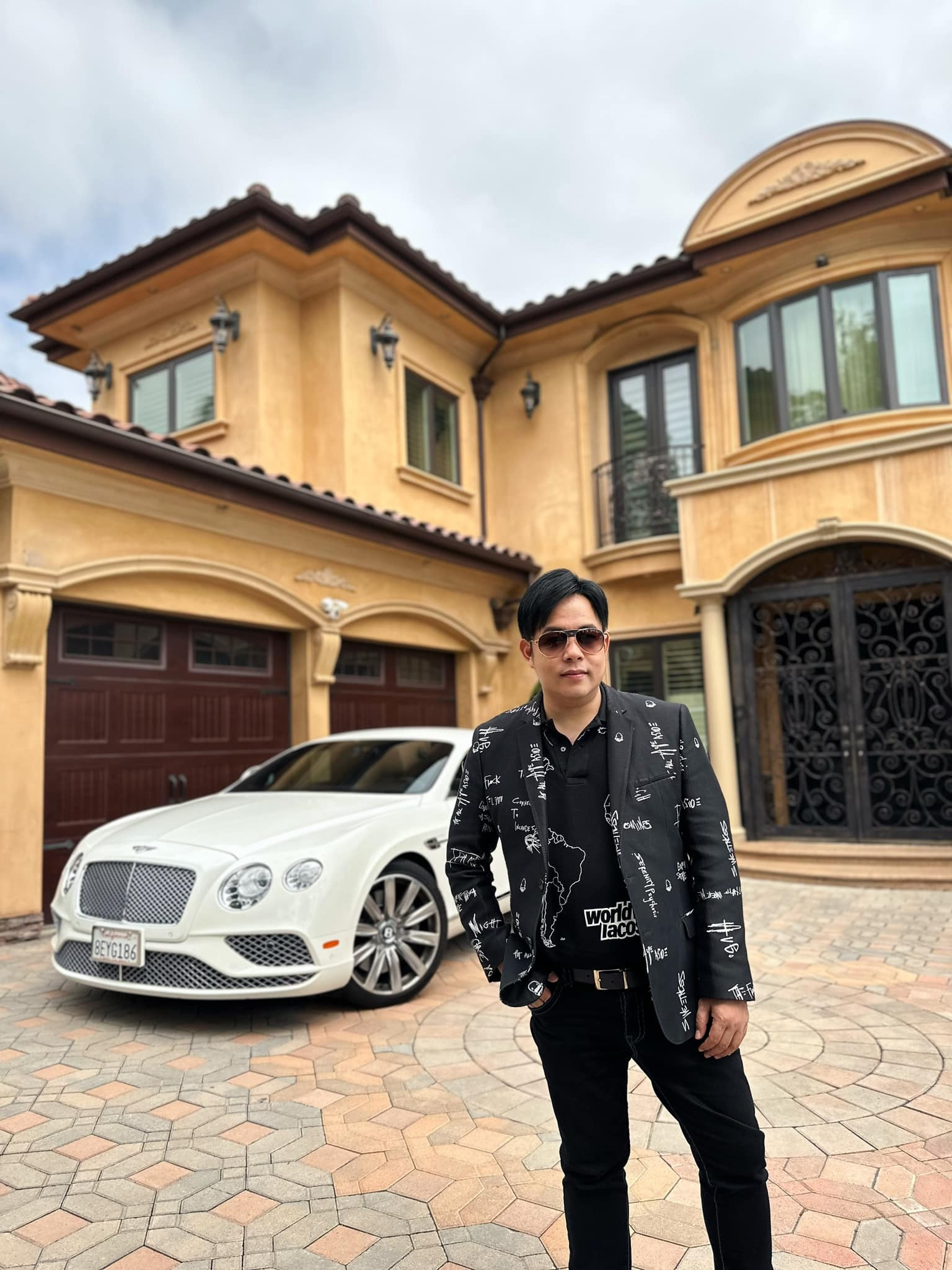 Quang Lê tuổi 44: Ngoại hình giảm 12kg gây sốt, độc thân và giàu có - 11