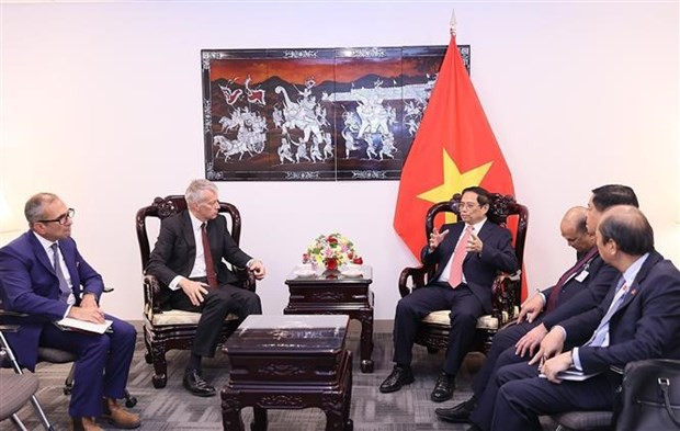 PM meets US Treasury Secretary, leaders of economic groups hinh anh 2