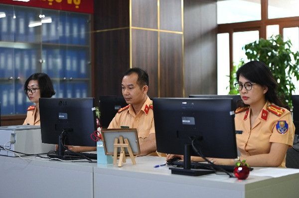 Tiếp tục đấu giá 48 biển số xe ô tô 'lộc phát, sảnh tiến'