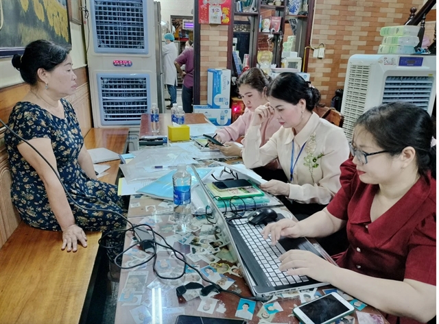 Owner of famous sandwich shop in Hoi An apologies to customers