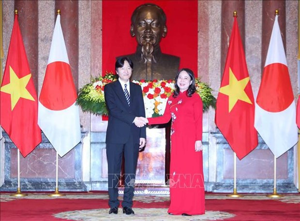 Vice President welcomes Japan’s Crown Prince, Crown Princess hinh anh 1