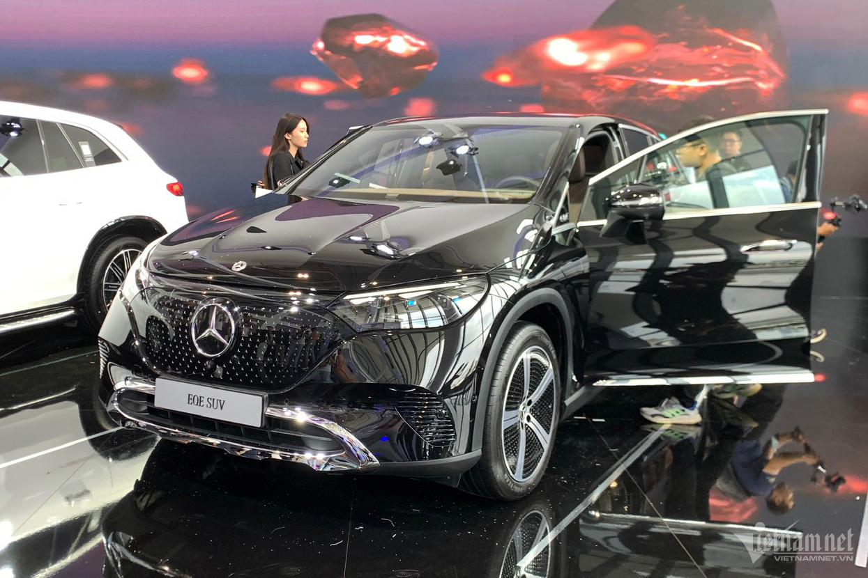 Mercedes Benz Việt Nam tung 3 mẫu SUV điện mới, giá cao nhất 5 tỷ đồng