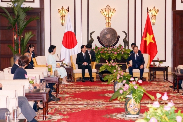 Japanese Crown Prince, Crown Princess visit Da Nang