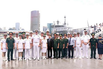 Naval ships of New Zealand visit Vietnam