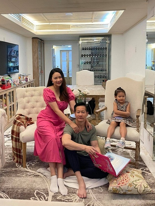 Cuộc sống Phan Như Thảo hậu kết hôn đại gia Đức An: Ở biệt thự tiền tỷ, ra đường ít khi cầm ví - Ảnh 5.