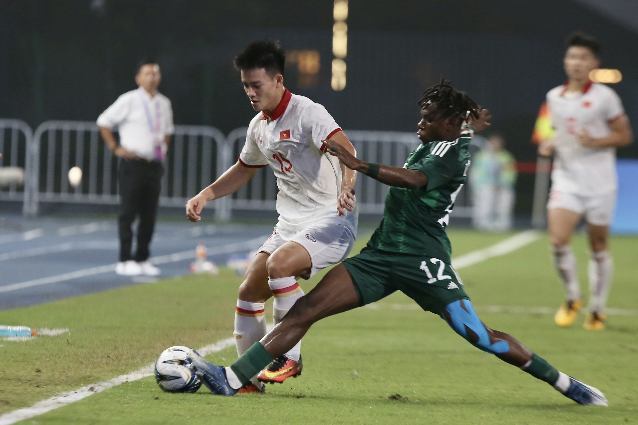 Trực tiếp bóng đá Olympic Việt Nam 0-1 Saudi Arabia: Nỗ lực tìm bàn gỡ