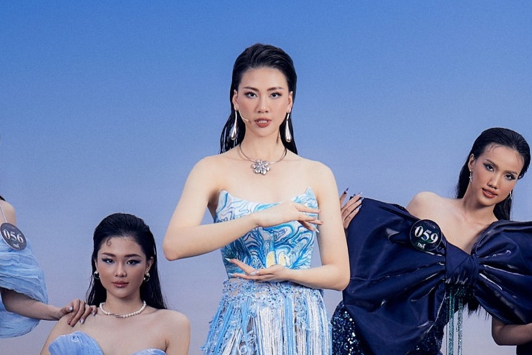 Bùi Quỳnh Hoa ‘máu lửa’, lăn xả khi làm mentor Miss Earth Vietnam