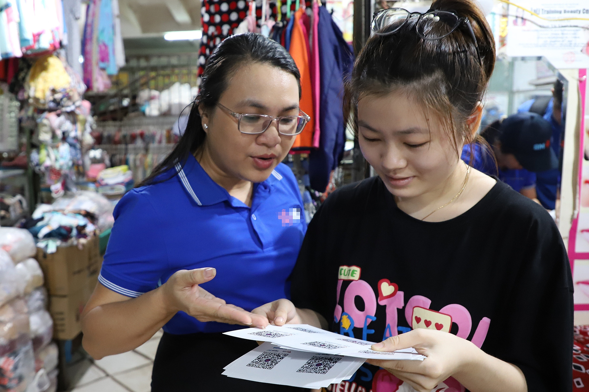 'Thanh toán 30 giây' tại 'Chợ chuyển đổi số' ở Tây Ninh