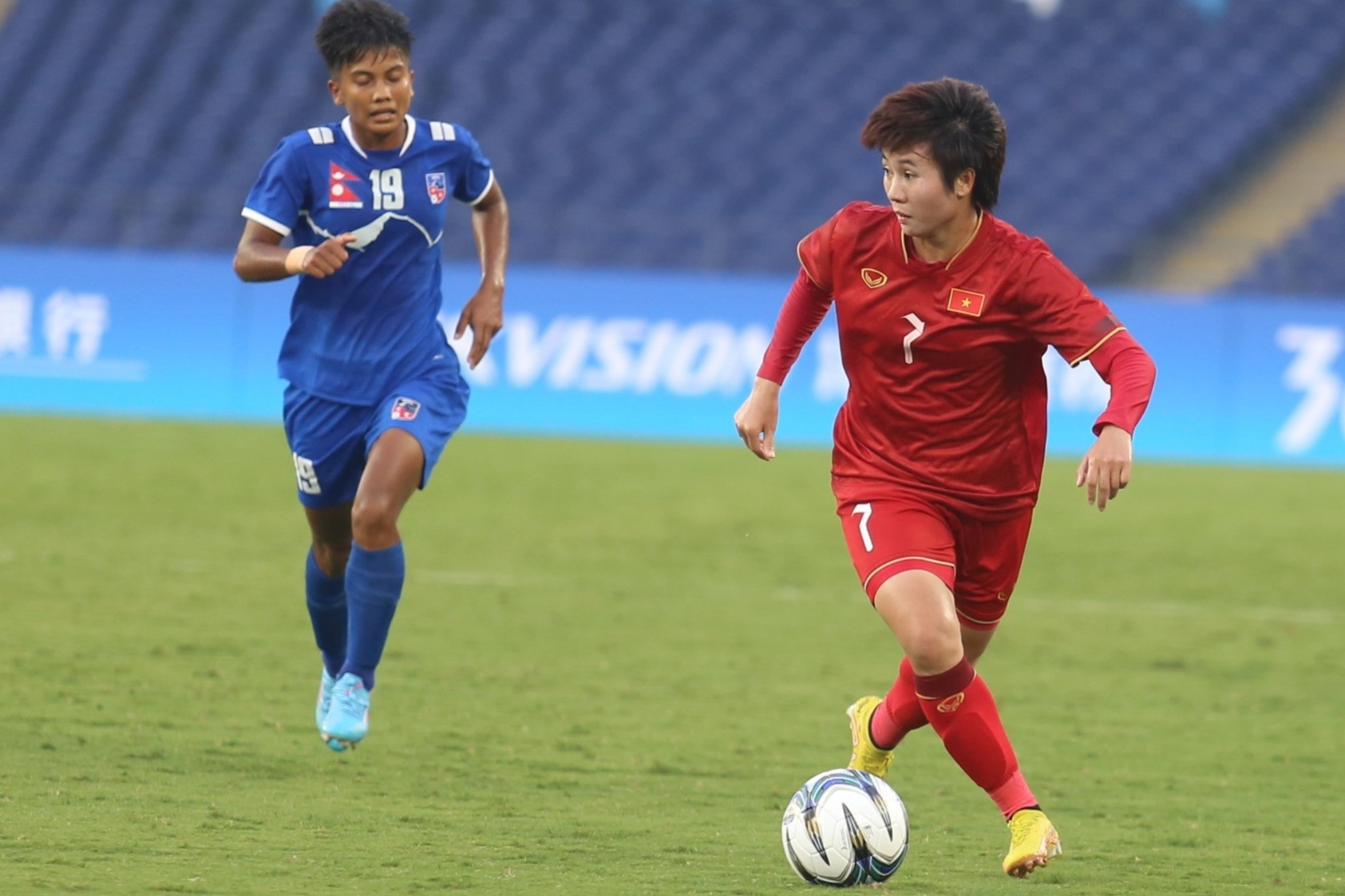 Trực tiếp bóng đá nữ Việt Nam 1-0 nữ Bangladesh: Hải Yến mở tỷ số sớm