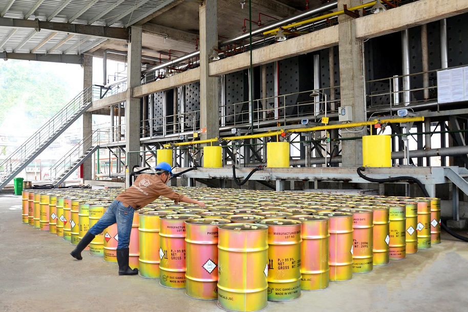 Chemical, technology firms see opportunities in VN’s semiconductor strategy