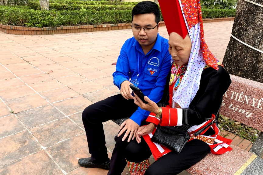 Chuyển đổi số toàn diện mang lại cuộc sống tiện ích, tốt đẹp hơn cho người dân