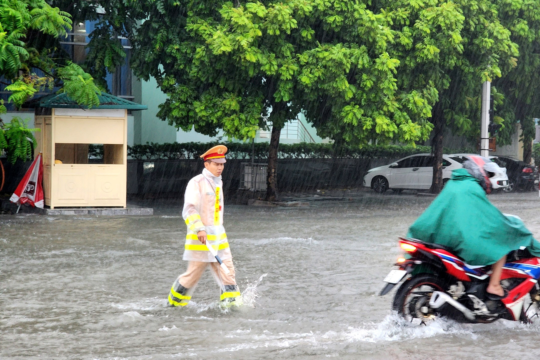 Dự báo thời tiết 28/9/2023: Miền Bắc đến Nghệ An còn mưa lớn