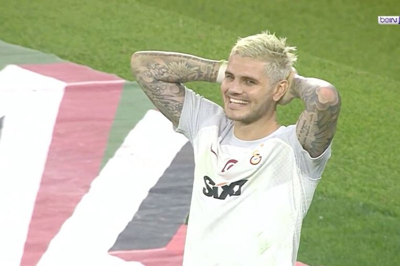 Mauro Icardi biến thành gã hề sau pha dàn xếp penalty láu cá