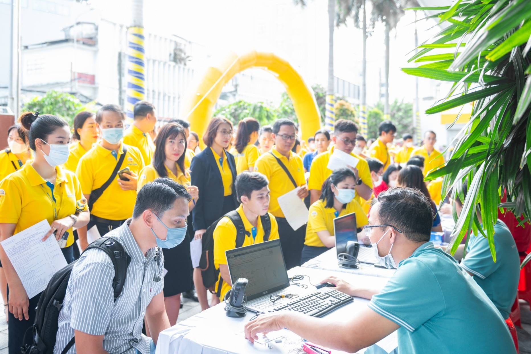 Nam A Bank khởi động chương trình Ngày Hội đỏ 2023